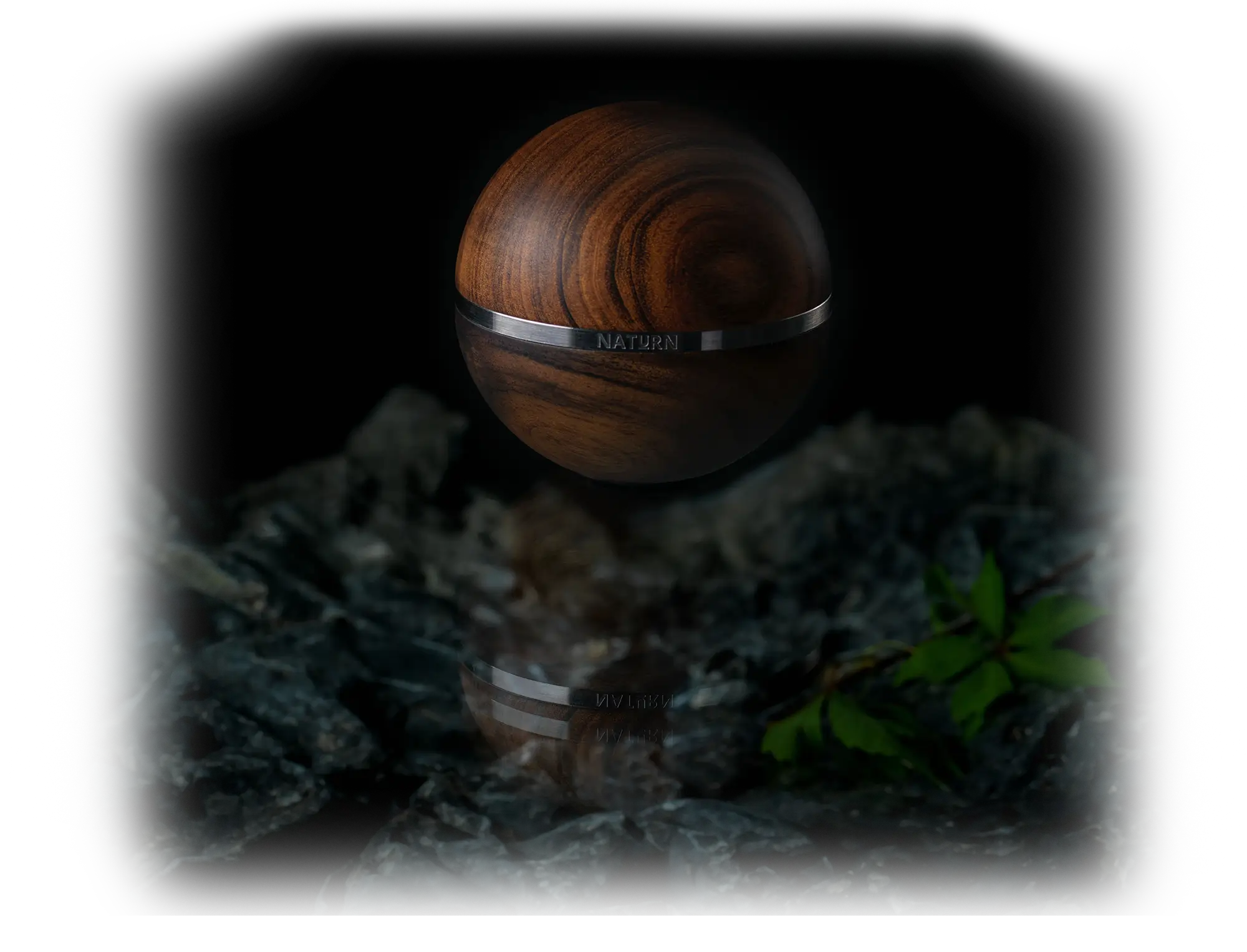 NATURN - De NATURN keepsake urn gemaakt van sandelhout