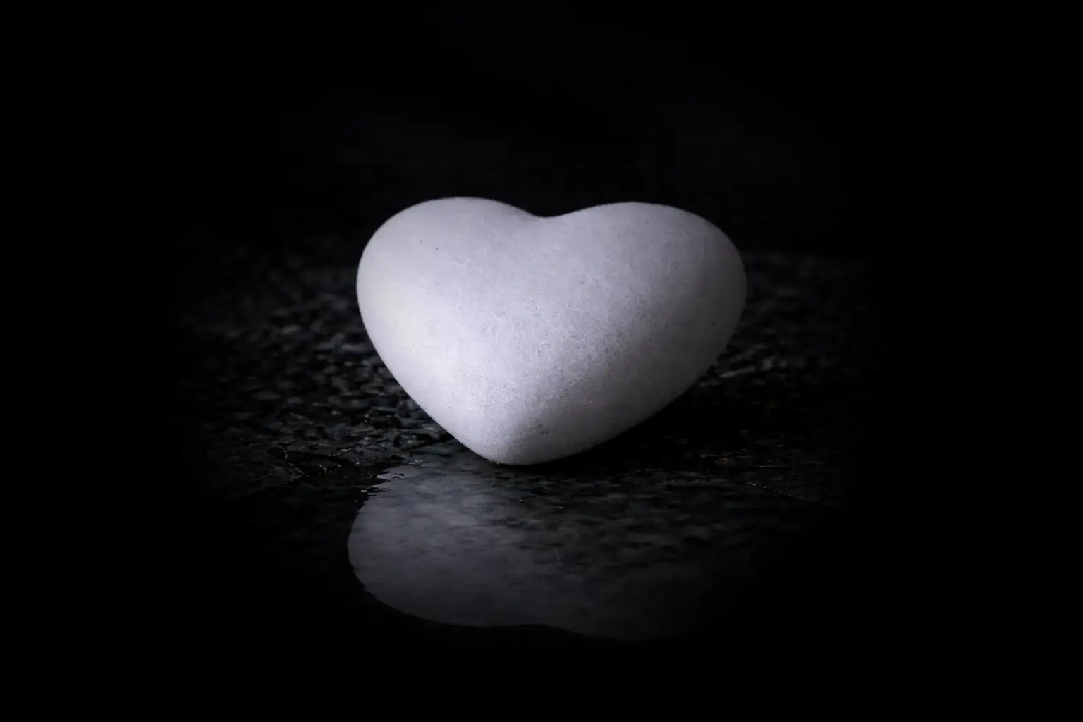 NATURN - De NATURN Stone hart vorm gedenksteen grijs