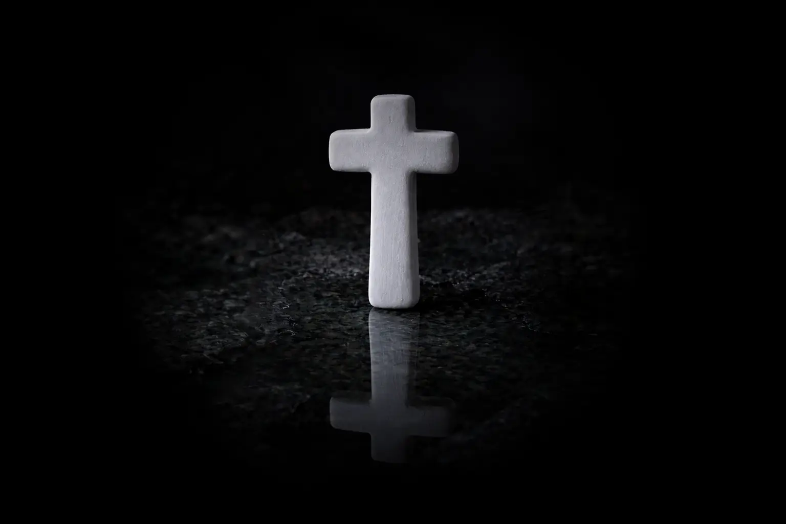 NATURN - De NATURN Stone kruis vorm gedenksteen grijs